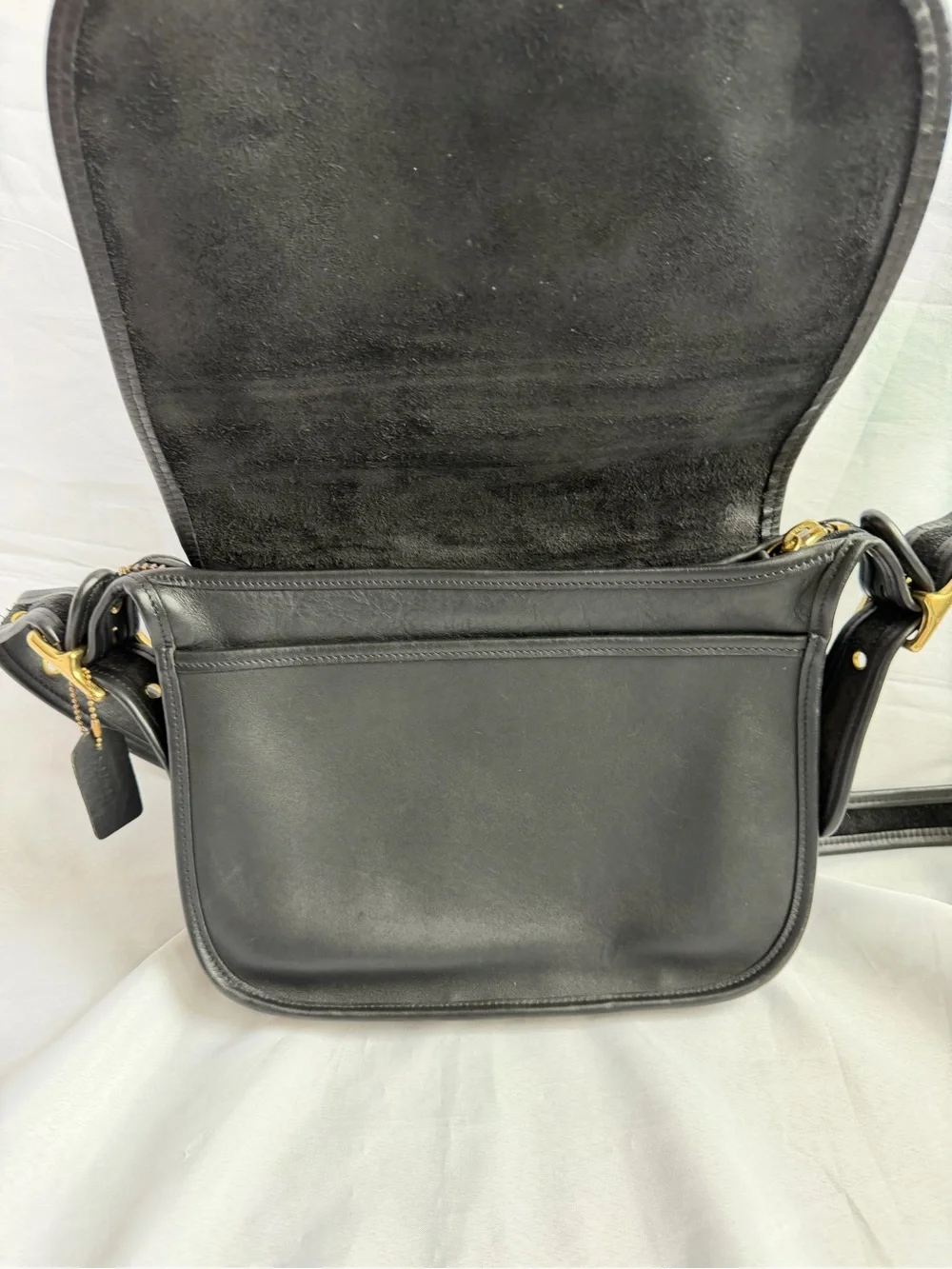 Vintage Coach Legacy Patricia 9951 Black Leather Saddle Crossbody Bag USA Era - Picture 14 of 16